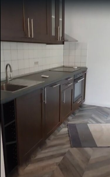 Universitate, Ultracentral, imobil in curte comuna